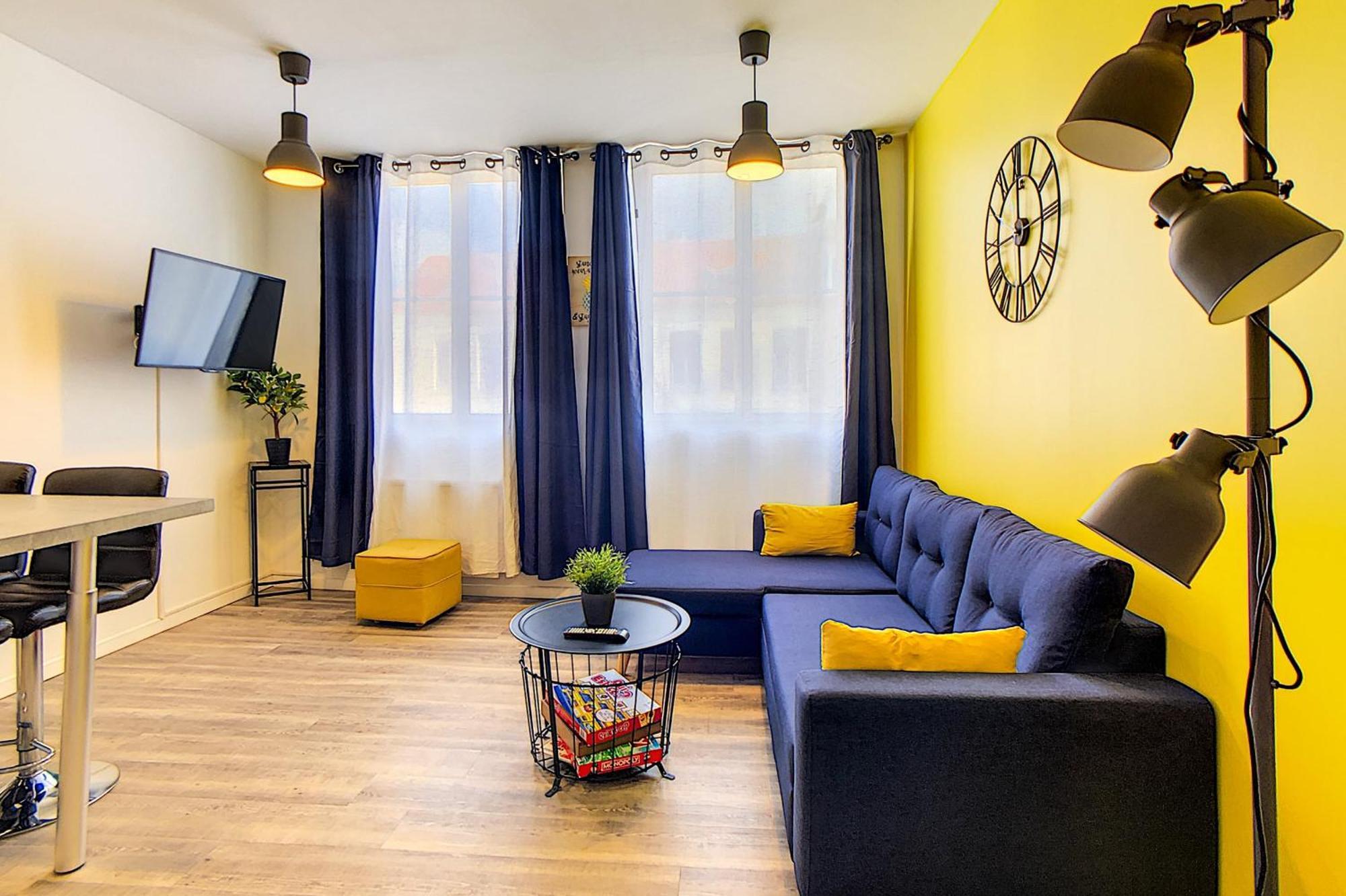 Appartement - Parking Prive Gratuit, Proche Centre-Ville Et Gare De Saint-Omer Saint-Omer (Pas-de-Calais) Luaran gambar