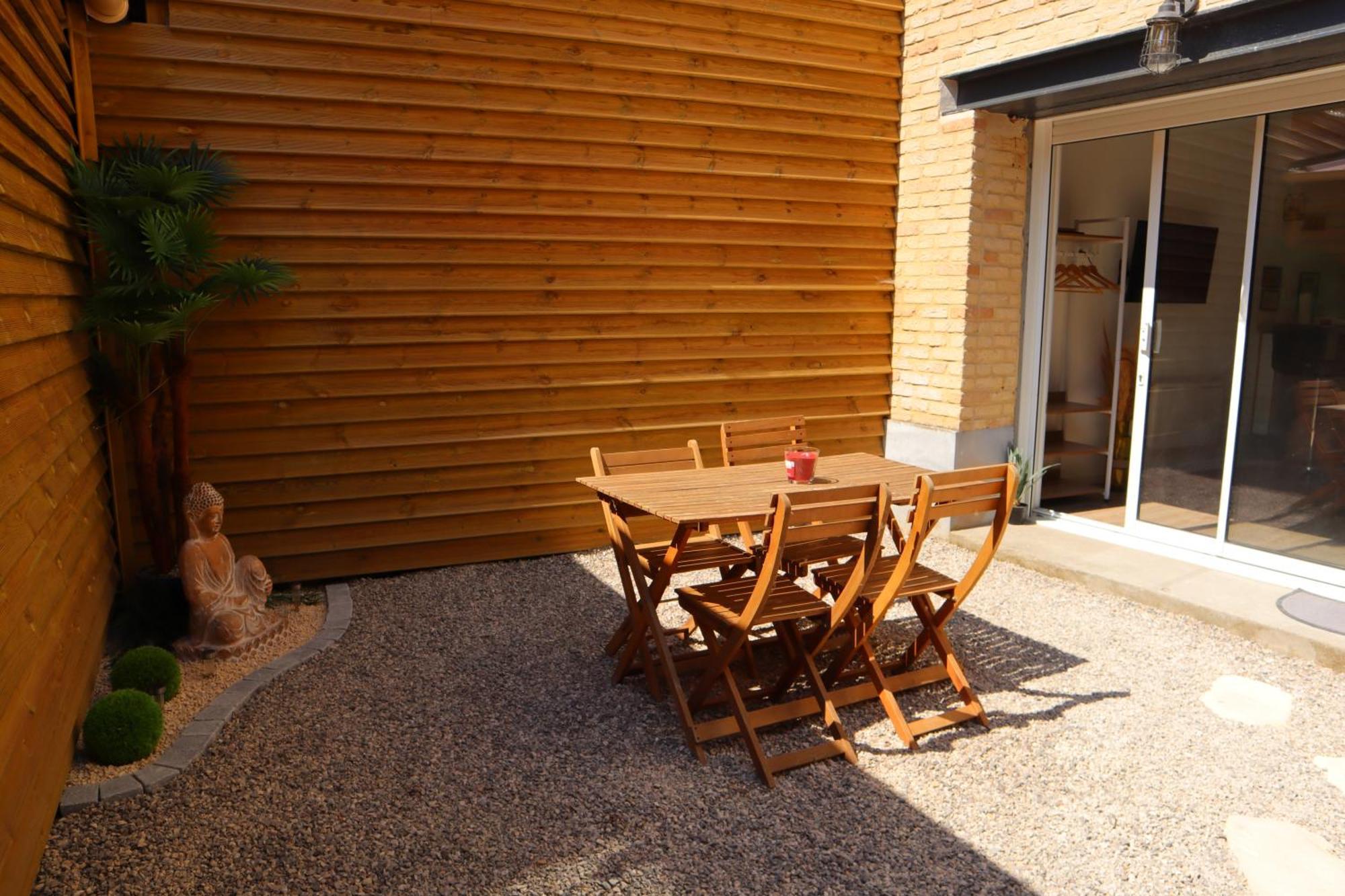 Appartement - Parking Prive Gratuit, Proche Centre-Ville Et Gare De Saint-Omer Saint-Omer (Pas-de-Calais) Luaran gambar