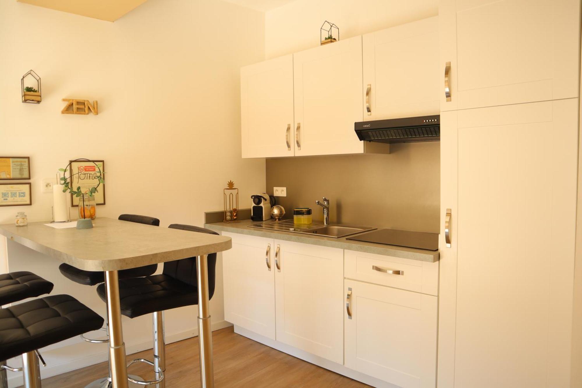 Appartement - Parking Prive Gratuit, Proche Centre-Ville Et Gare De Saint-Omer Saint-Omer (Pas-de-Calais) Luaran gambar