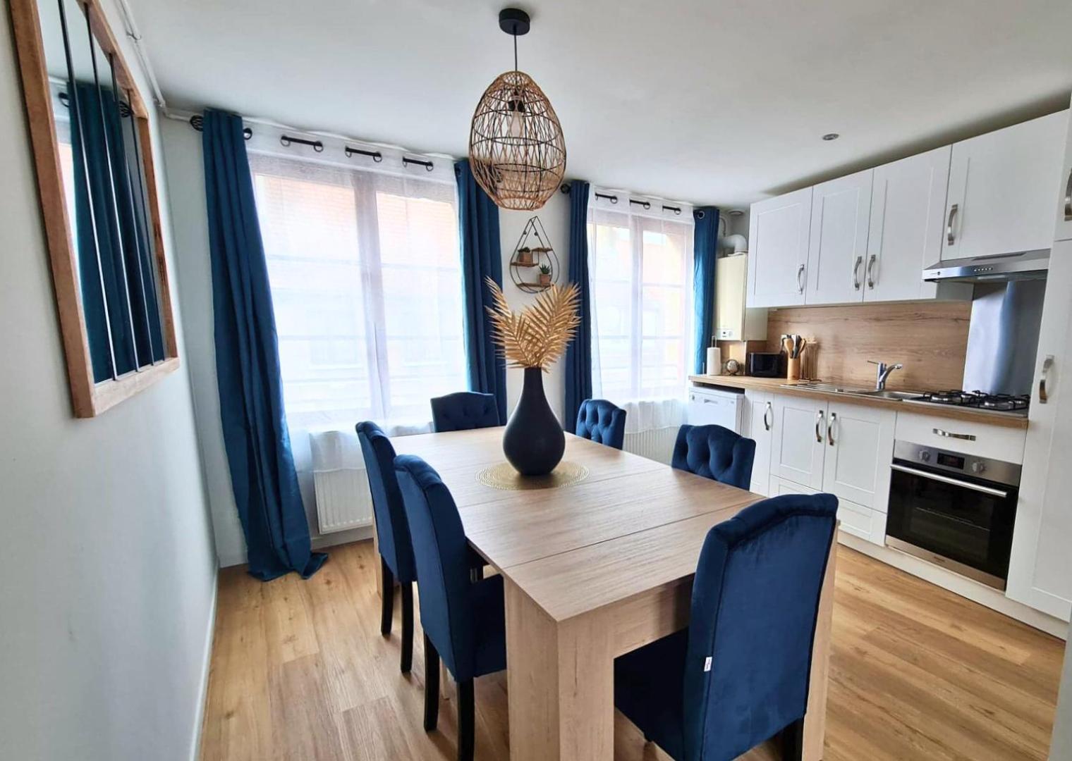 Appartement - Parking Prive Gratuit, Proche Centre-Ville Et Gare De Saint-Omer Saint-Omer (Pas-de-Calais) Luaran gambar