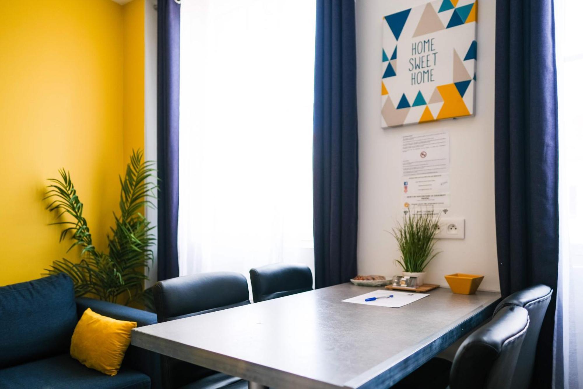 Appartement - Parking Prive Gratuit, Proche Centre-Ville Et Gare De Saint-Omer Saint-Omer (Pas-de-Calais) Luaran gambar